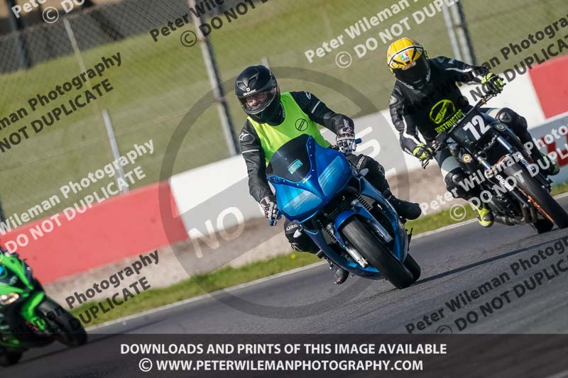 donington no limits trackday;donington park photographs;donington trackday photographs;no limits trackdays;peter wileman photography;trackday digital images;trackday photos